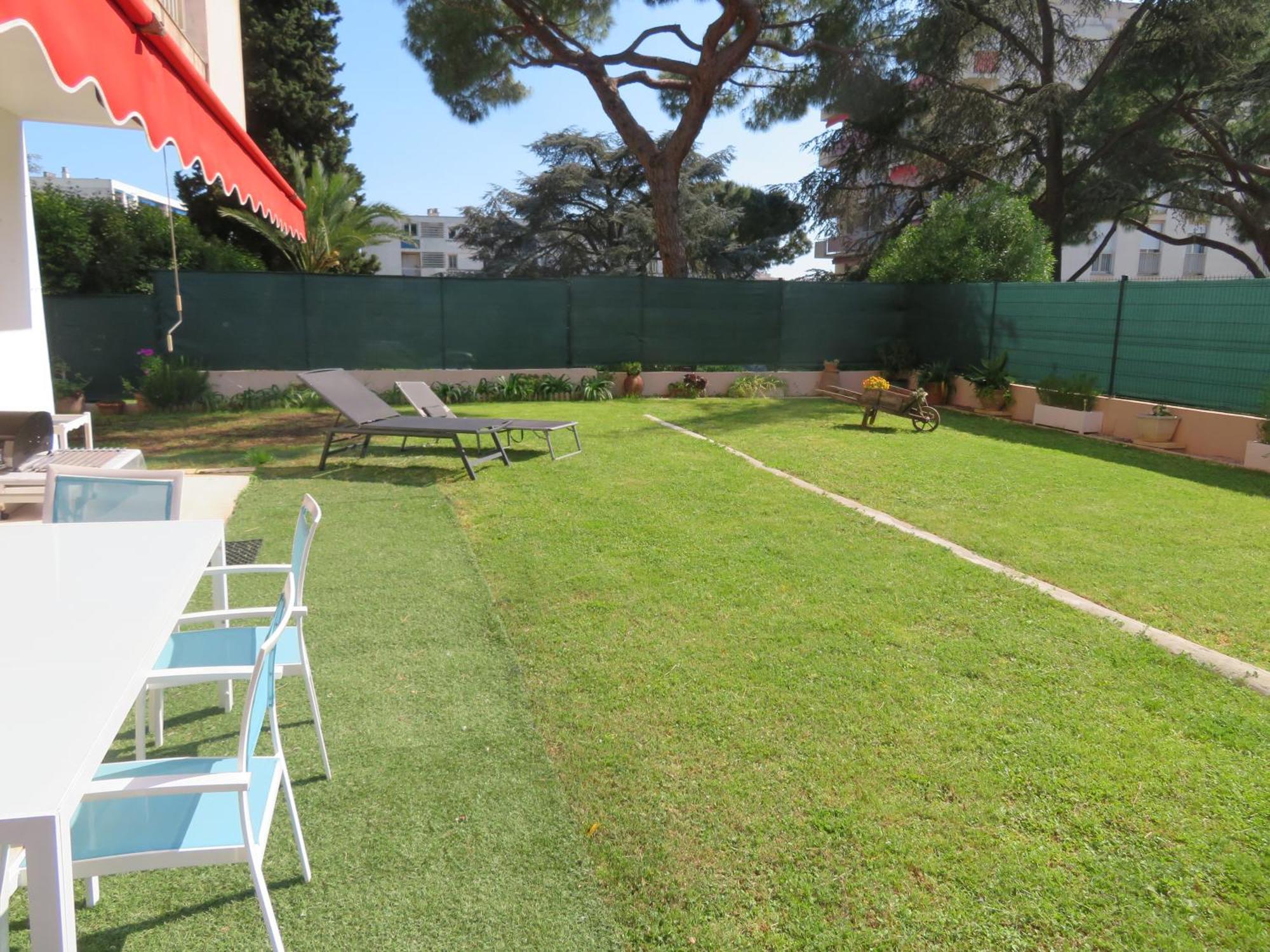 Superbe Rez De Jardin Dans Residence Au Calme Nice Exteriör bild